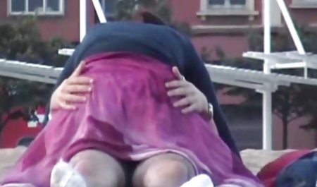 A crowd of girls arranged a lesbian gangbang during her picnic